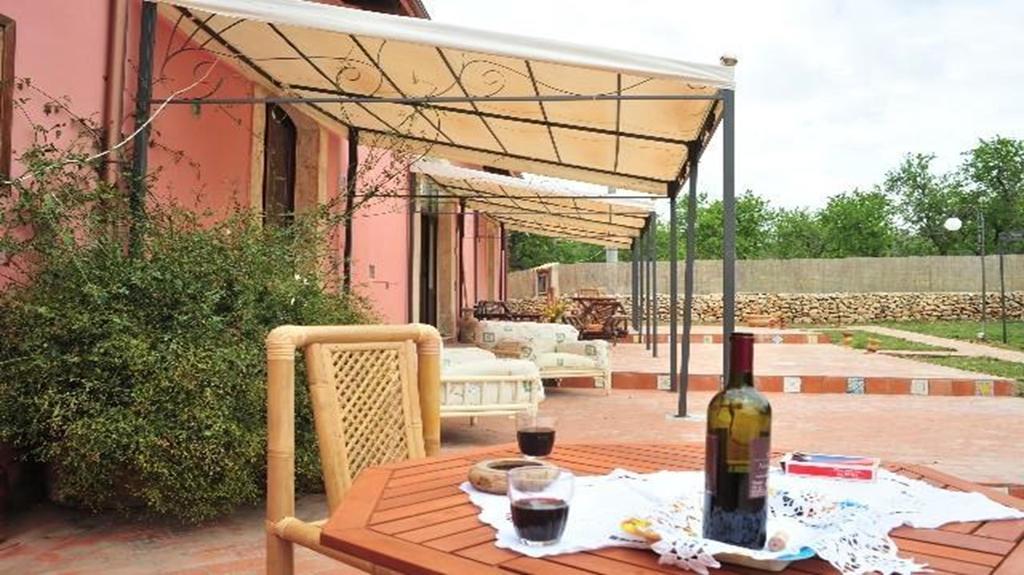 Agriturismo Vita E Natura Villa Noto Eksteriør billede